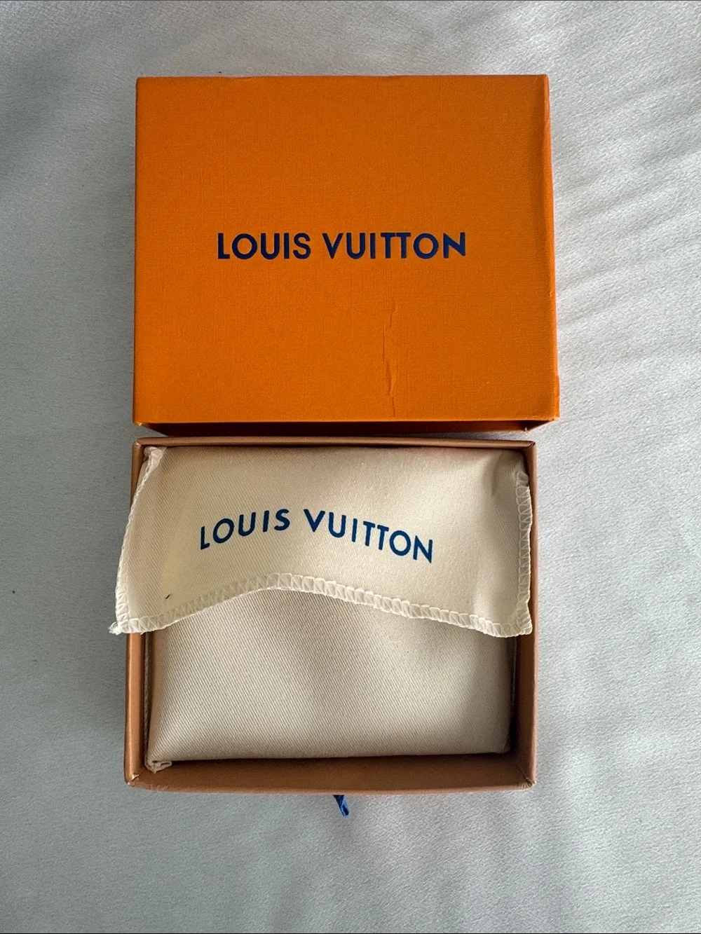 New! Louis Vuitton x Supreme Wallet